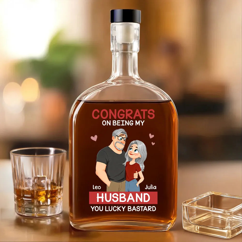 Personalized Glass Spirits Decanter with Funny Couple Illustration for Husband, Unique Home Bar Gift With a Luxury Touch