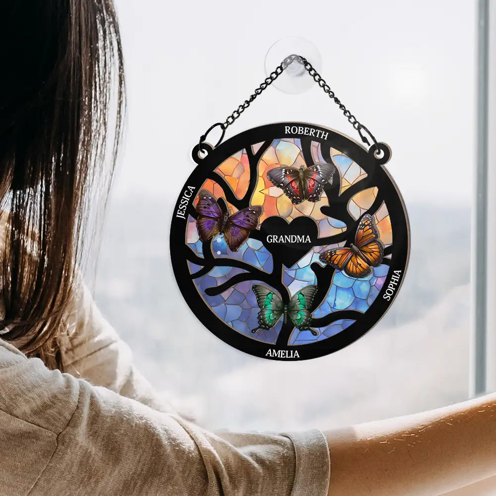 Butterfly-Themed Family Tree Ornament – Perfect Gift for Personalized Meaning