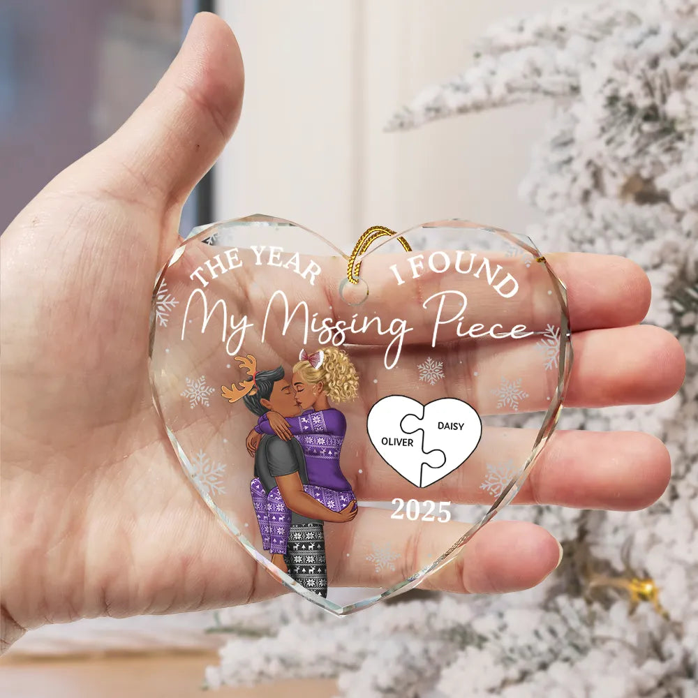 Crystal Heart Ornament with Embracing Couple Design, Romantic Christmas Gift for Love Celebration