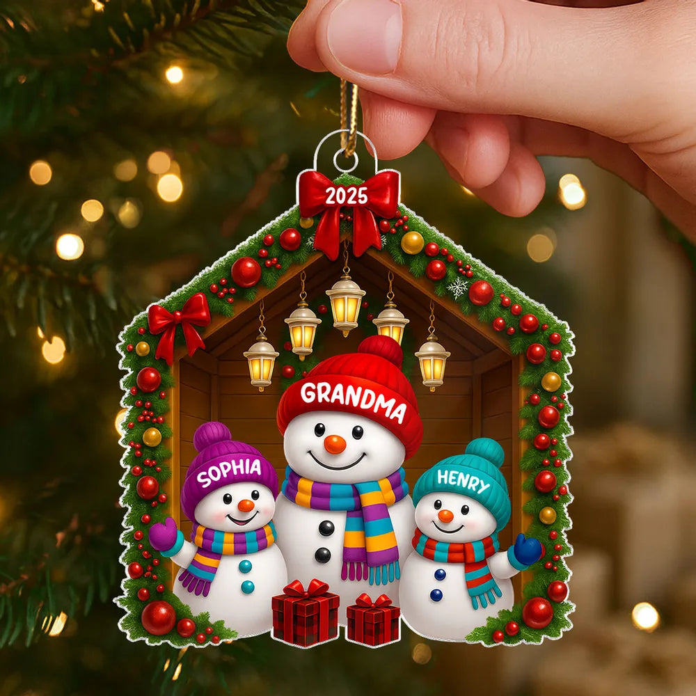 Snowman Grandma & Grandchild Acrylic Ornament – Heartwarming Christmas Gift for Grandparents & Family