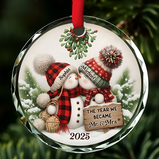 Silver Capped Glass Ornament – The Year We Became Mr. & Mrs., Perfect Christmas Gift for Couples & Newlyweds