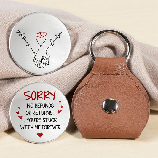 Personalized Pocket Hug Coin with Holding Hands & Heart - Unique Romantic Gift for Couple, Easy Everyday Carry
