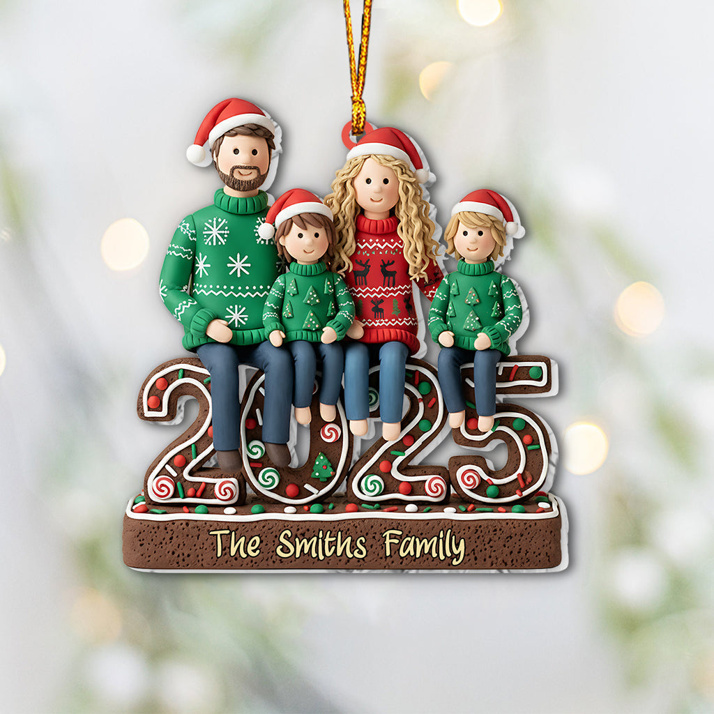 Merry Christmas To Family - Personalized Family Ornament