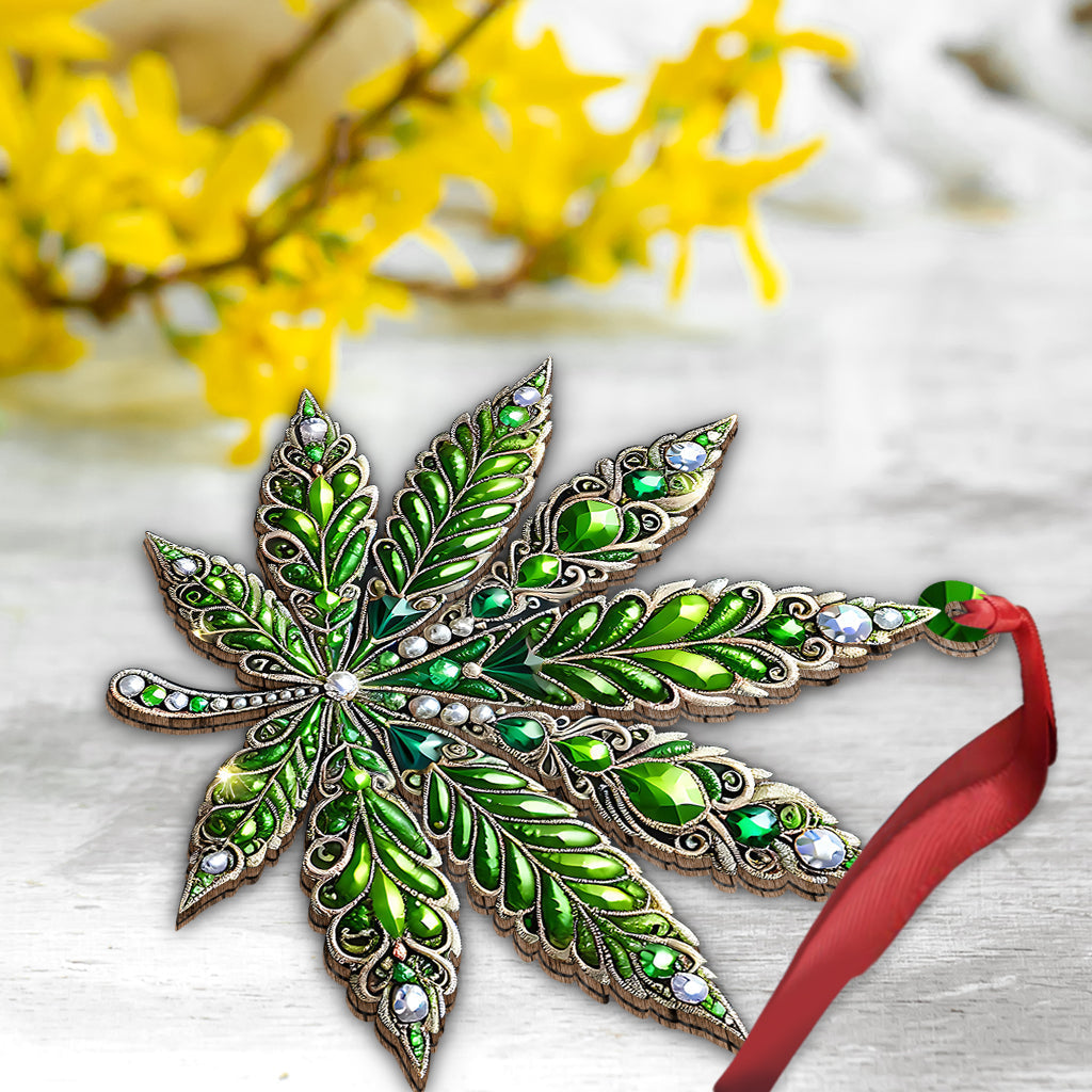 Stunning Leaf - Personalized Weed Ornament