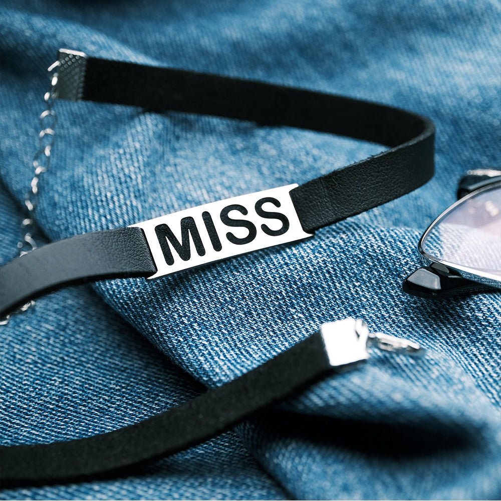Fashion Gift - Personalized Hollow Text Choker