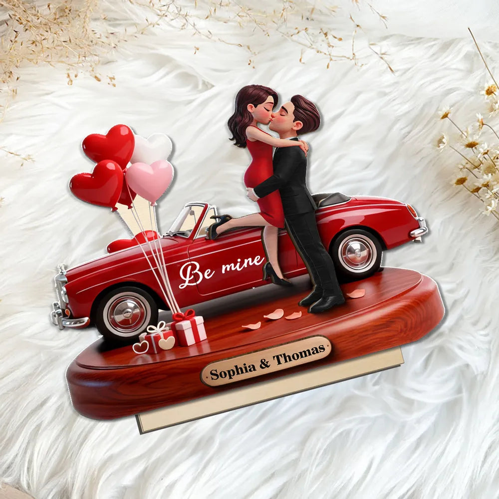 Romantic Personalized Wooden Plaque with Hugging Kissing Couple and Heart Balloons, Sweet Be Mine Gift for Couples and Valentine Decor