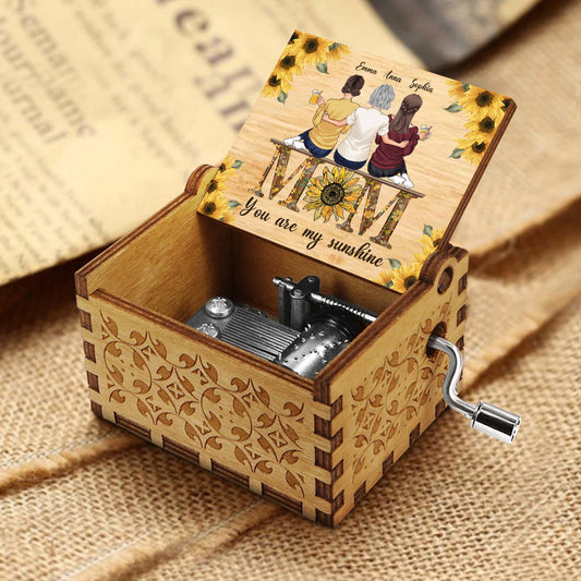 You Are My Sunshine - Personalized Mother's Day Mother Hand Crank Music Box