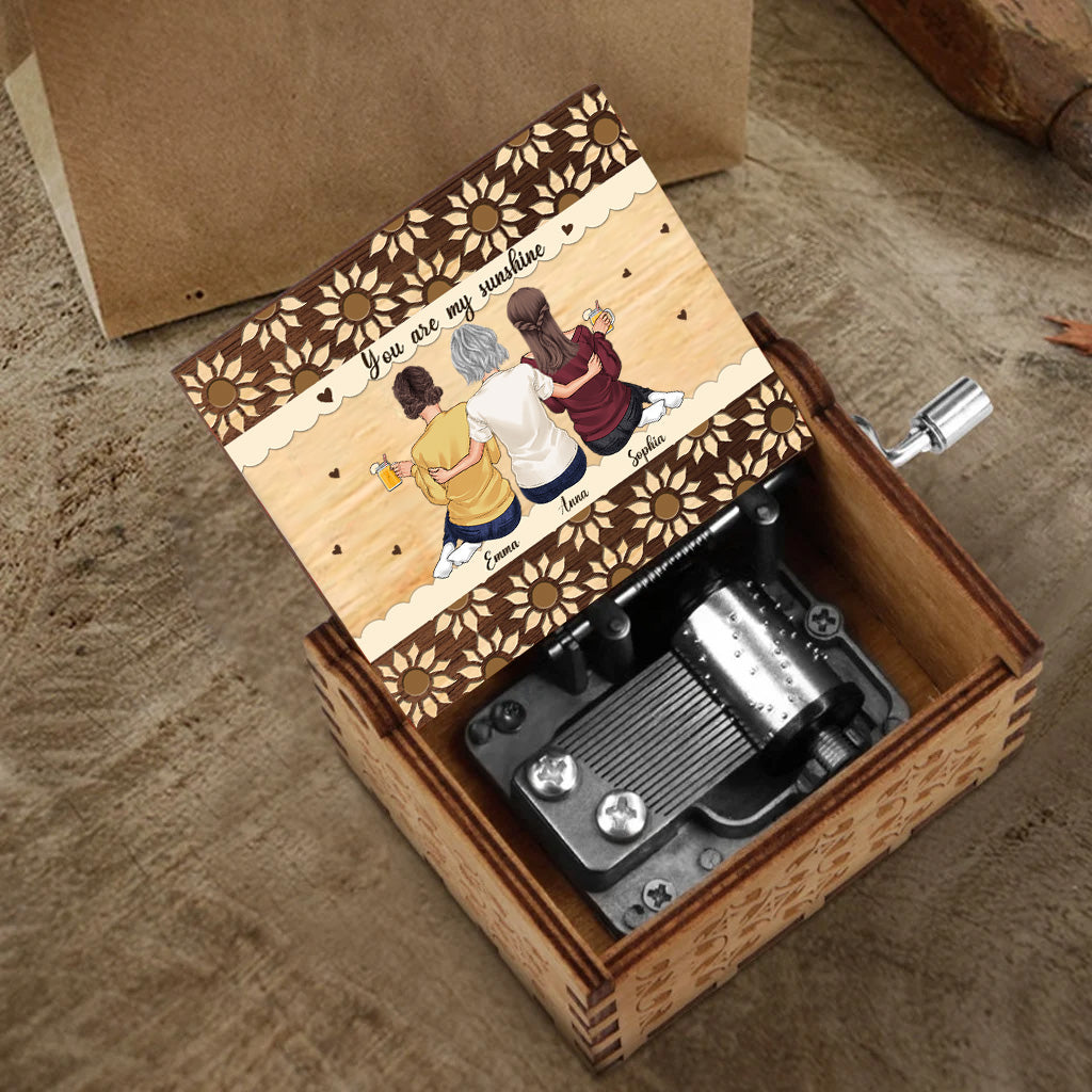 You Are My Sunshine - Personalized Mother's Day Mother Hand Crank Music Box