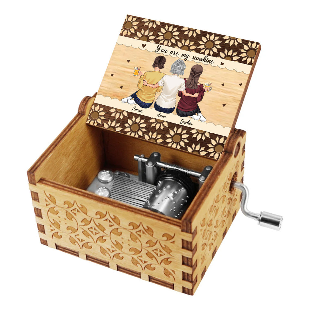 You Are My Sunshine - Personalized Mother's Day Mother Hand Crank Music Box
