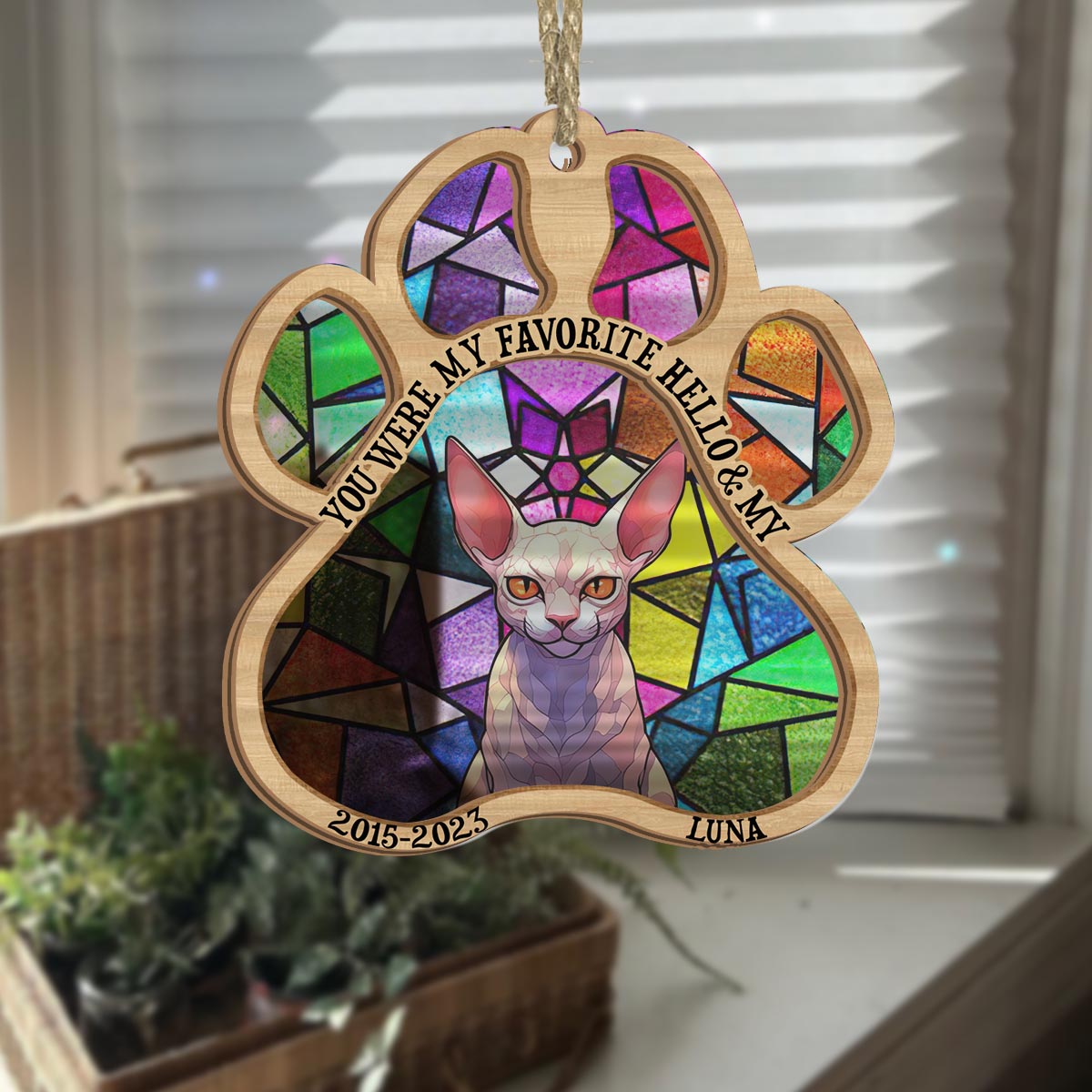 You Left Paw Prints On My Heart - Dog gift for who lose dog, who lose cat - Personalized Suncatcher