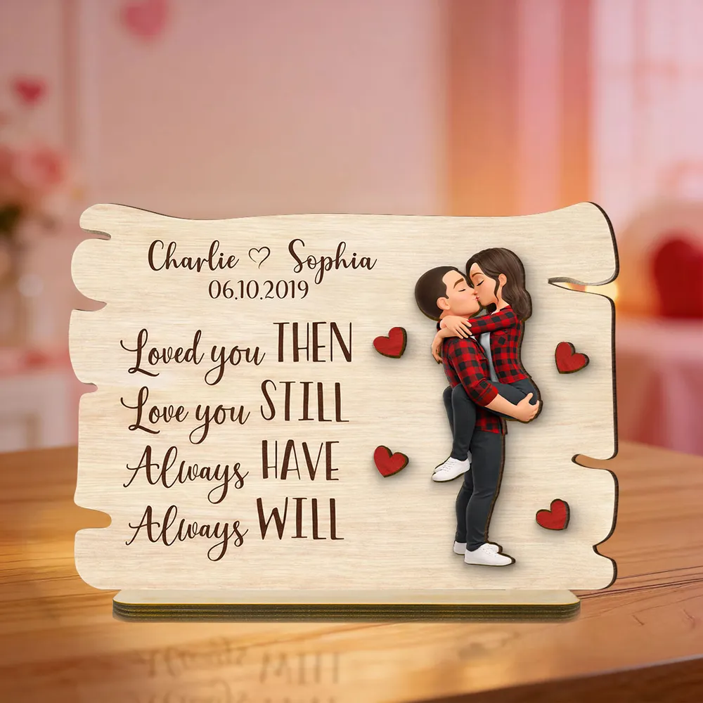 Personalized 2-Layer Wooden Plaque with Kissing Couple and Heart Accents, Romantic Table Decor, Unique Gift for Couple