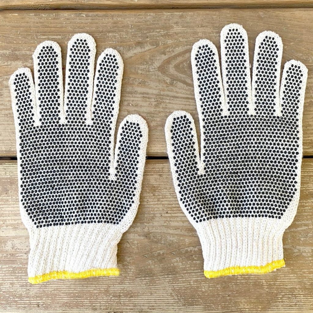 She Works Willingly With Her Hands - Personalized Gardening Garden Gloves