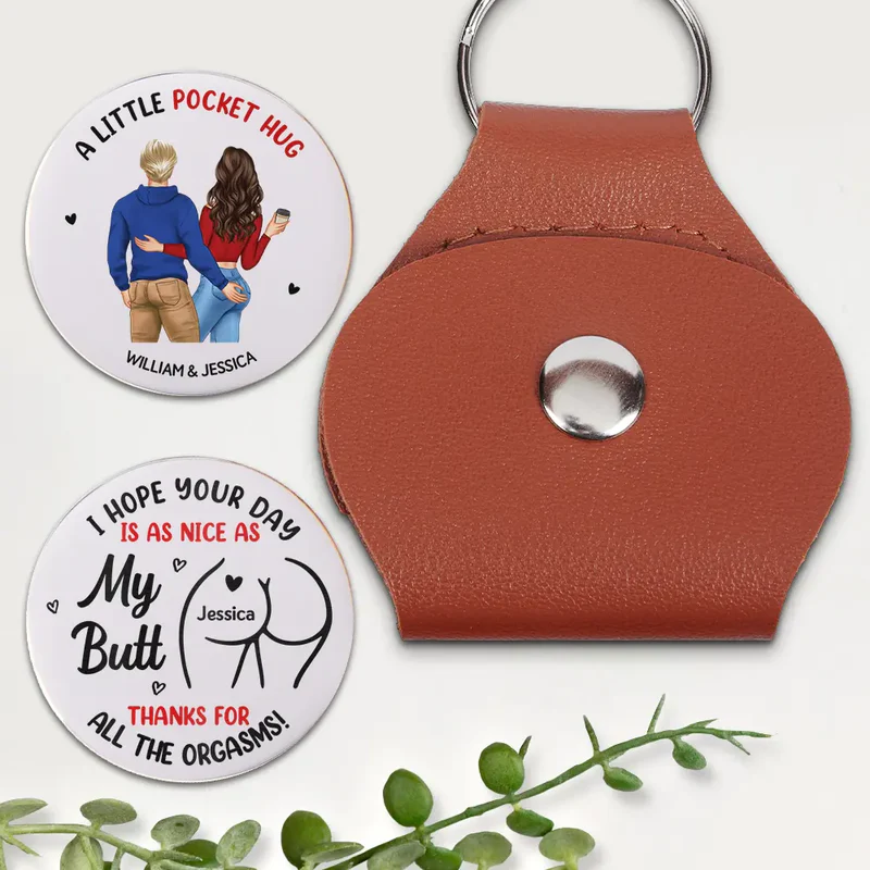 Personalized Pocket Hug Keychain With Couple Hug Illustration Cute Everyday Keepsake Unique Gift for Wife or Girlfriend