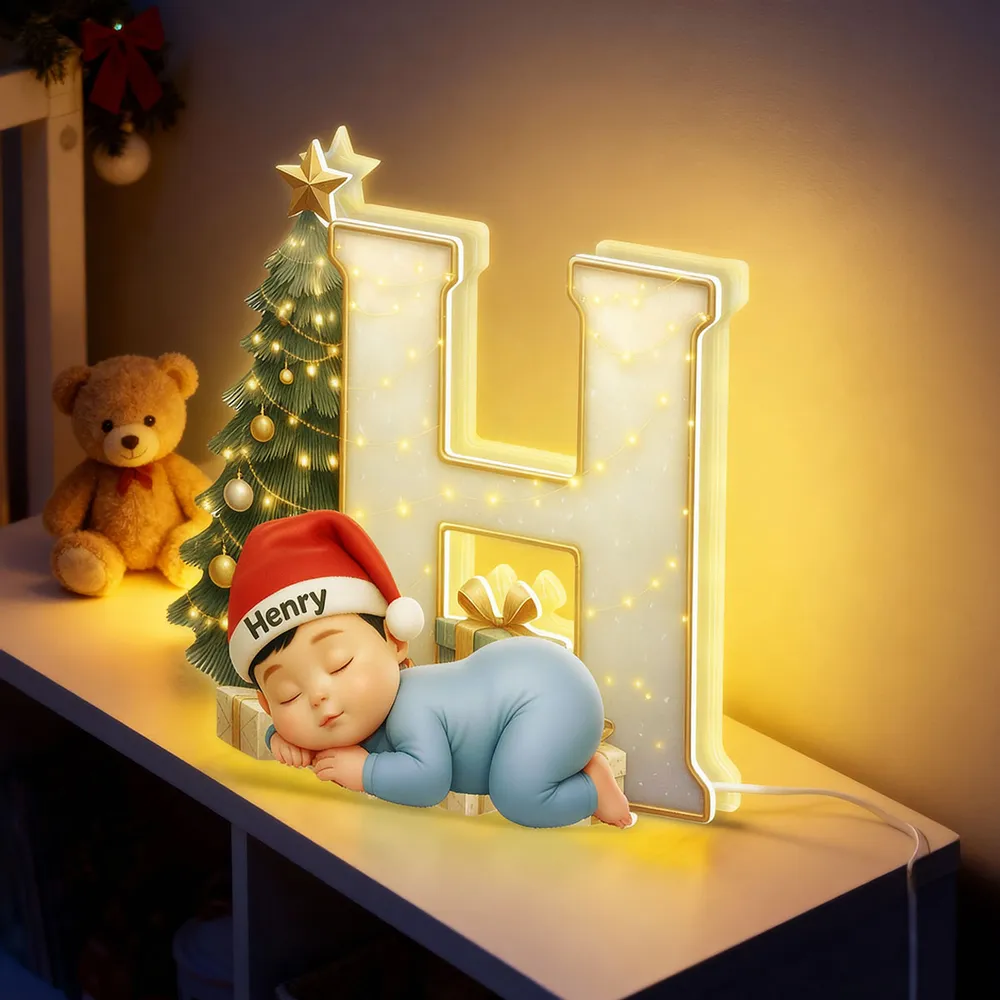 Acrylic Ornament with Sleeping Baby & Initial Letter, Christmas Tree Scene, heartwarming decor, a unique gift for New Parents