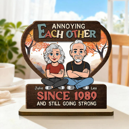 Personalized 2-Layer Wooden Plaque With Cartoon Couple Sitting Back to Back - Unique Funny Gift With Heartwarming Message
