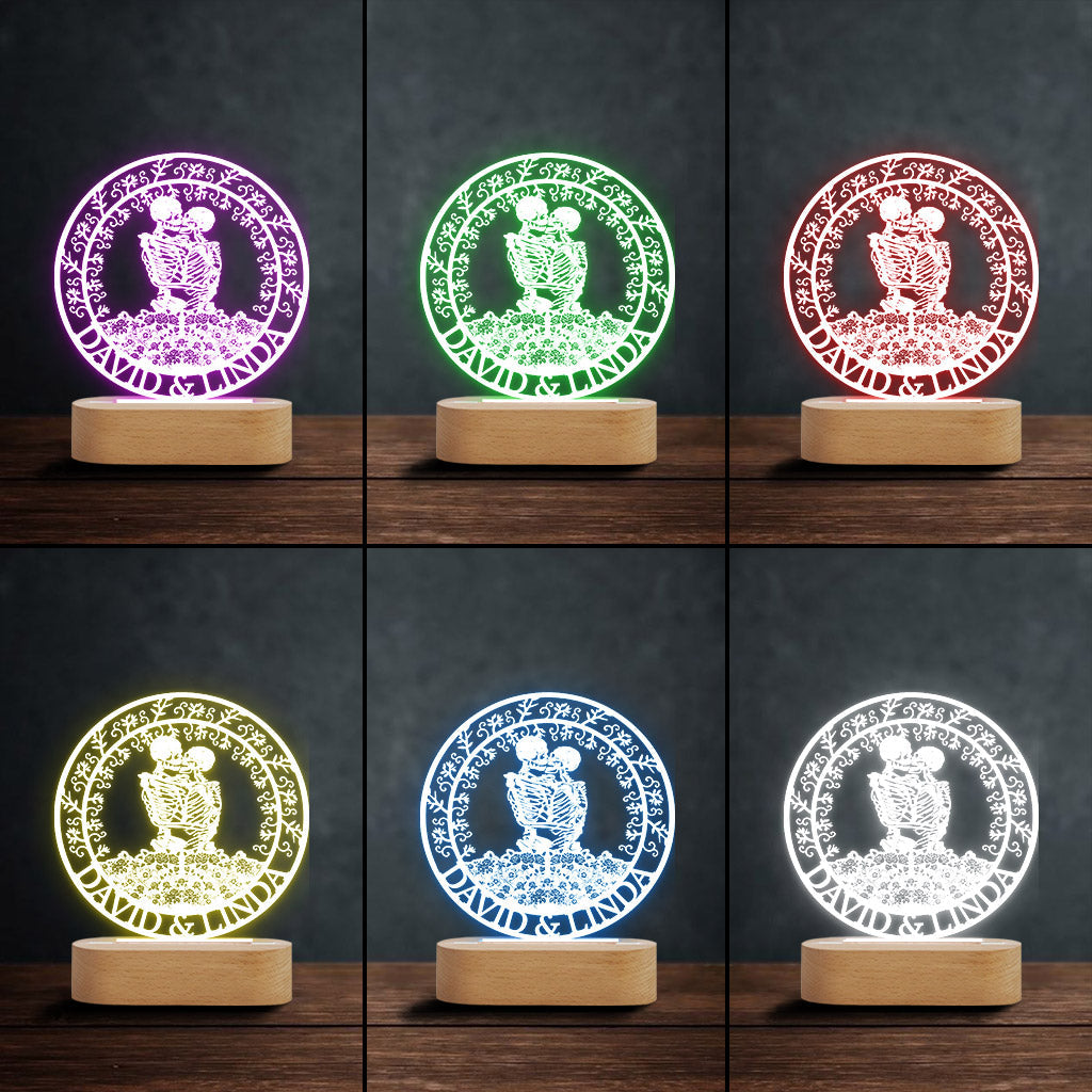 Custom Skeleton Couple Kissing With Roses - Personalized Skull Shaped Plaque Light Base