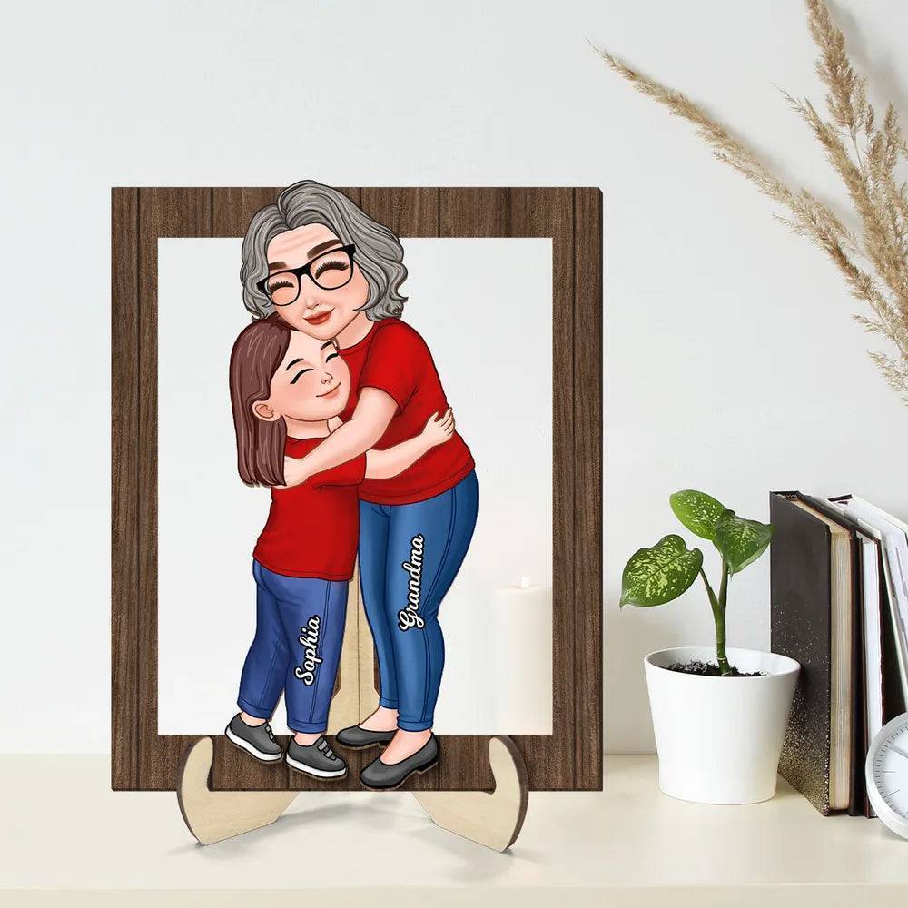 Embrace of Generations - Personalized 'Grandma & Grandkid Hug' Wooden Plaque - A Heartwarming Gift for Grandma