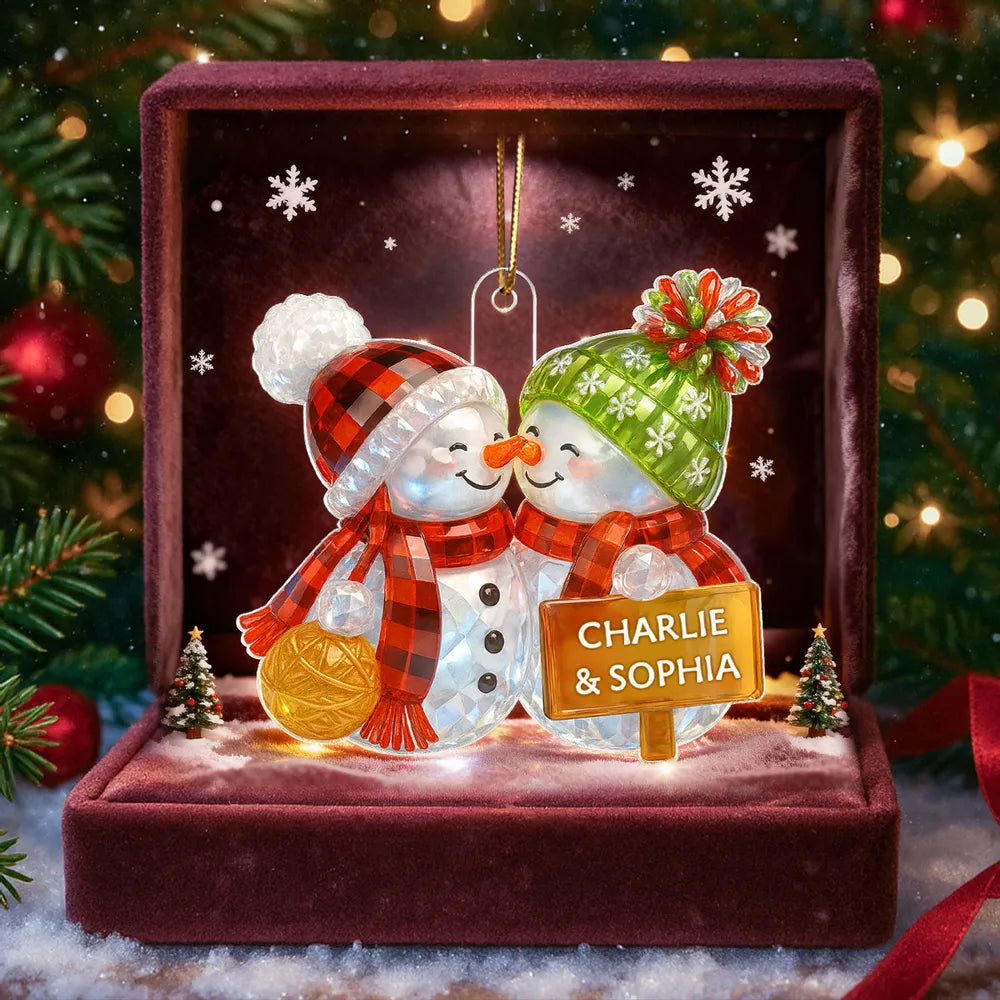 Acrylic Ornament Snowman Couple with Cozy Holiday Charm, Heartwarming Design, Perfect Gift for Couples