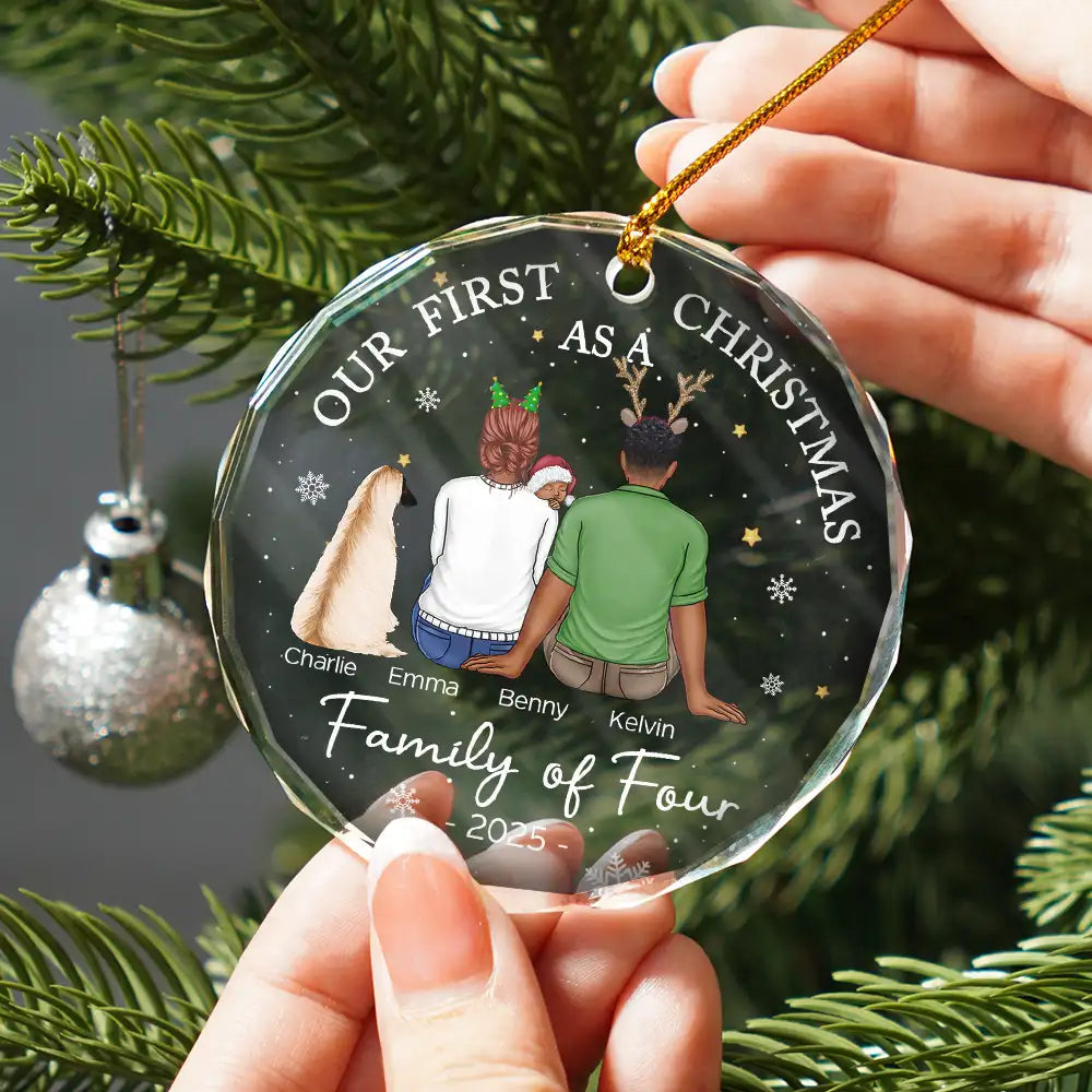 Crystal Ornament with Cozy Family Design for Christmas Tree Decoration, Perfect Gift for Holiday Memories