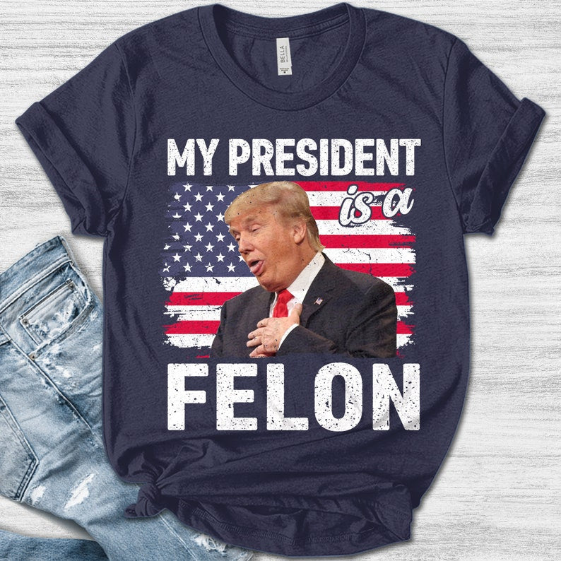 I'm Voting Convicted Felon 2024 T-Shirt - Voting For The Convicted Felon shirt - Funny Political Shirt - Felon Shirt - Sarcastic Graphic Tee T-shirt & Hoodie