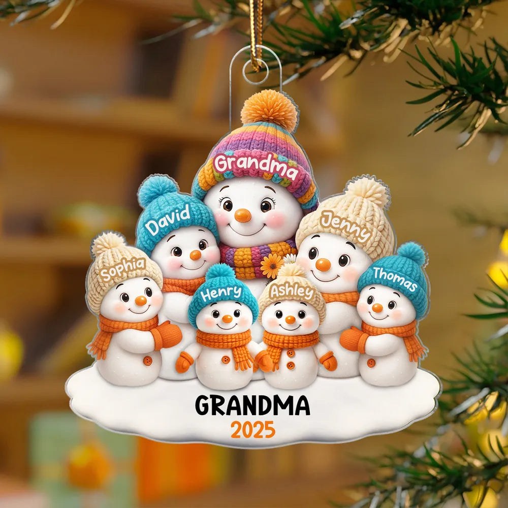 Snowman Family Acrylic Ornament – Festive Tree Decoration, Heartwarming Gift for Grandma