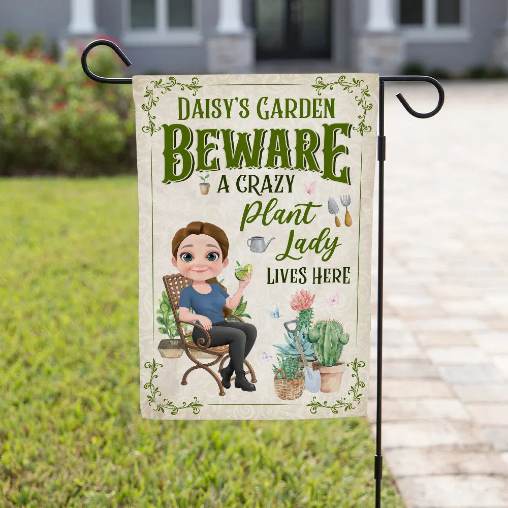 Customizable Plant Lover Garden Flag – “Beware A Crazy Plant Lady” Quote, Perfect for Gardeners