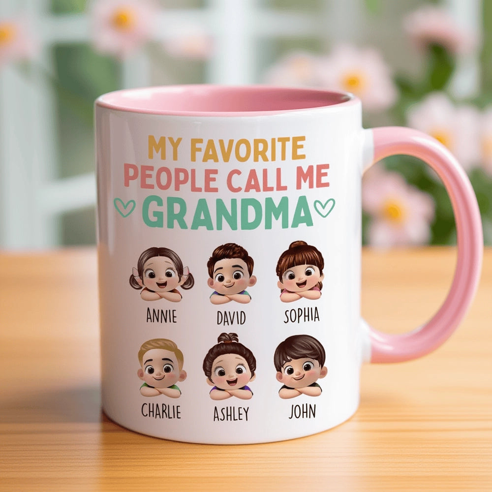 Personalized Grandma Ceramic Mug with Cute Grandkids Illustration, Sweet Daily Coffee Gift for Grandma
