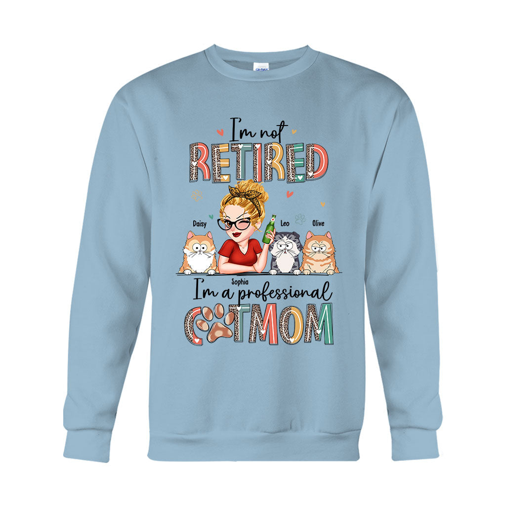I'm Not Retired I'm A Professional Dog/Cat Mom - Personalized Dog T-shirt And Hoodie