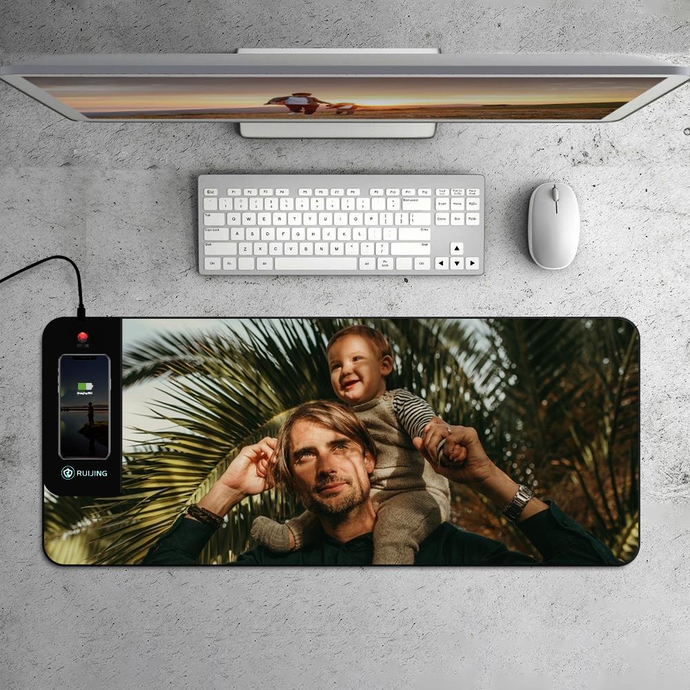 Any Photo - Personalized RGB Wireless Charger Photo LED Mouse Pad