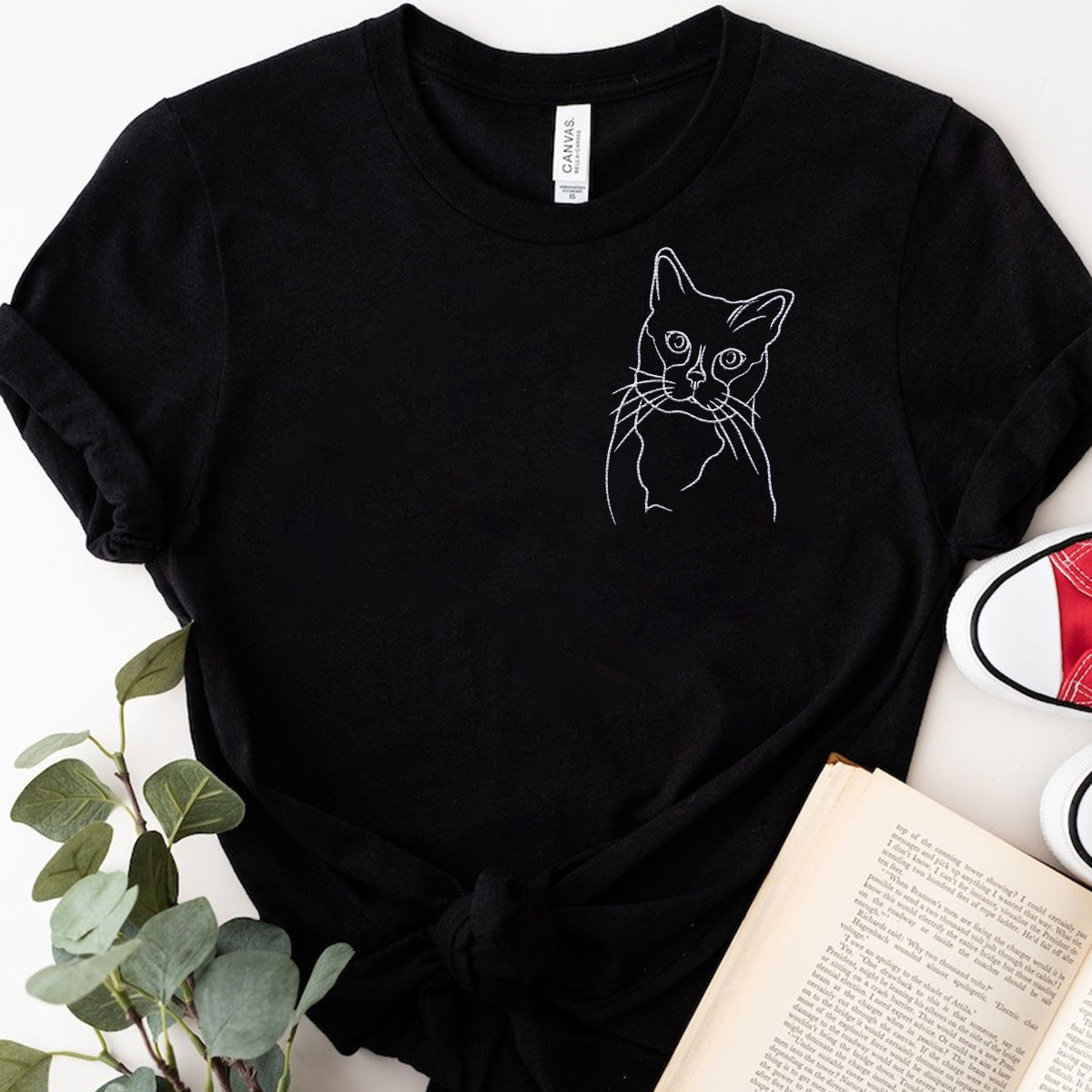 Custom Line Art - Personalized Cat Embroidered T-shirt