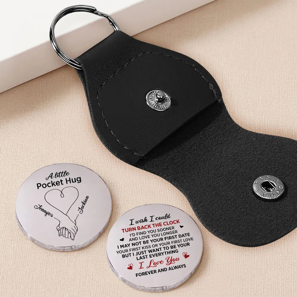 Personalized Pocket Hug Token with Holding Hands Heart Design, Everyday Love Keepsake, Unique Romantic Gift