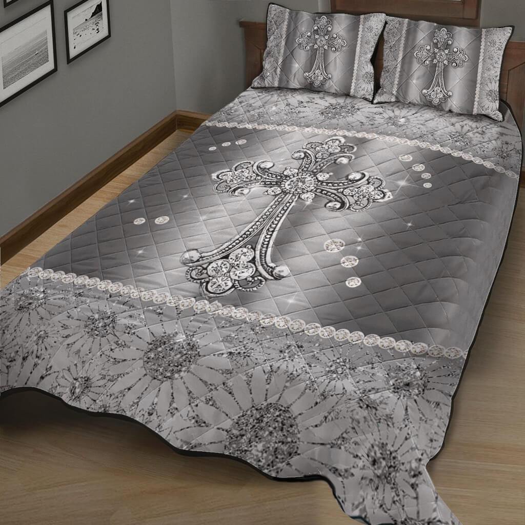 God Quilt Bed Set
