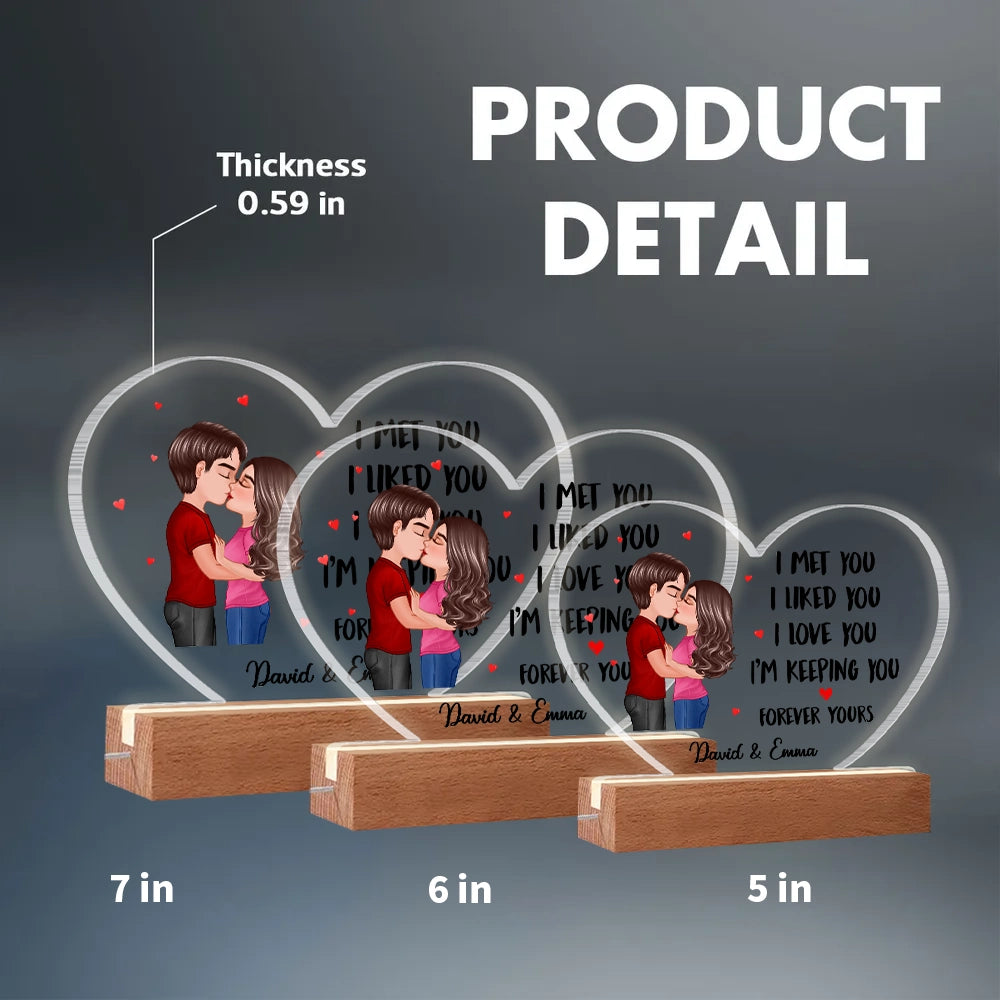 Personalized LED Light Plaque with Kissing Couple Illustration, Romantic Room Accent, Unique Gift for Wife or Husband