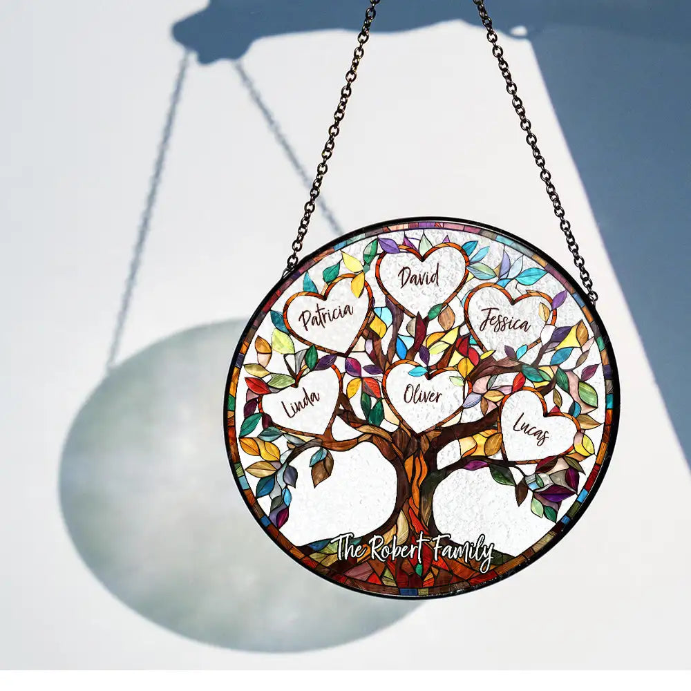 Personalized Family Tree Suncatcher Ornament – Custom Names on Stained Glass Look – Heartwarming Gift for Parents or Grandparents