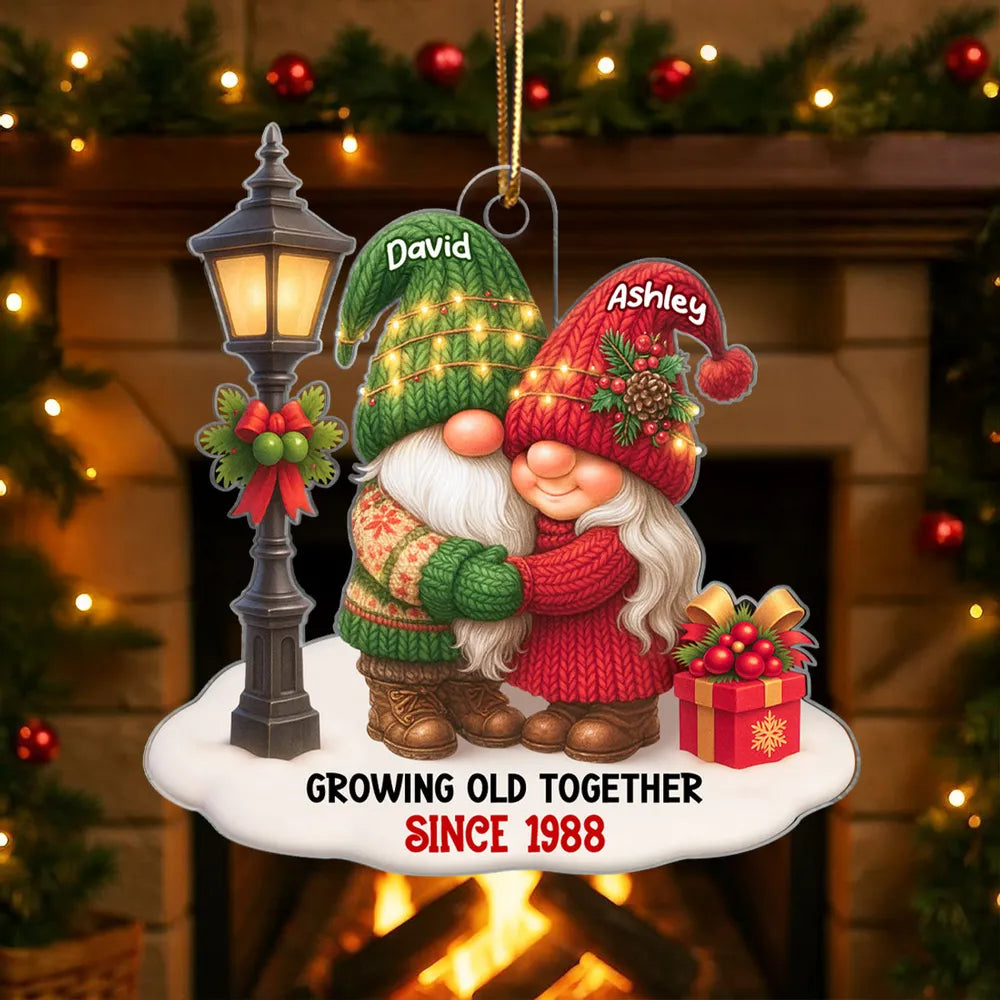 Acrylic Ornament with Christmas Couple Gnome Hug Design, Festive Holiday Vibes, Perfect Gift for Couples and Family