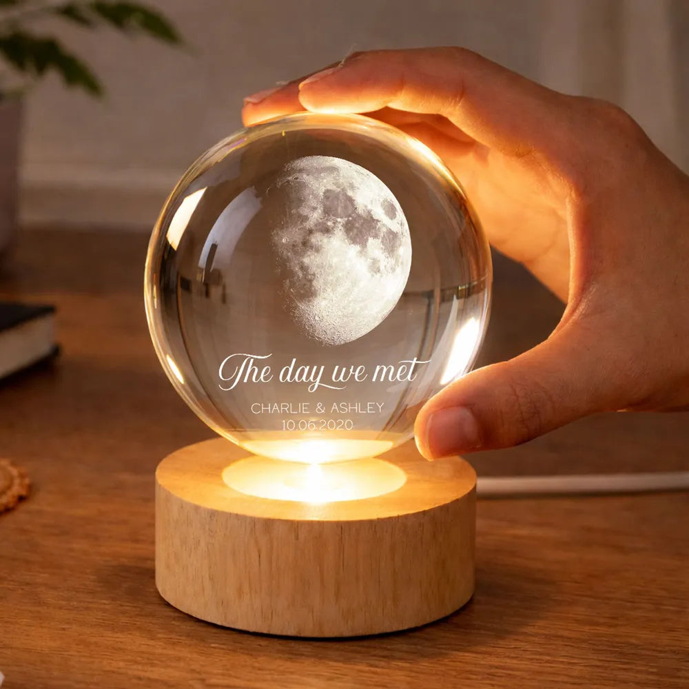 Globe Lamp Personalized The Day We Met Moon Light, Cozy Anniversary Keepsake, Unique Gift for Him or Her