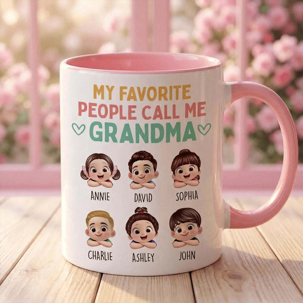Personalized Grandma Ceramic Mug with Cute Grandkids Illustration, Sweet Daily Coffee Gift for Grandma