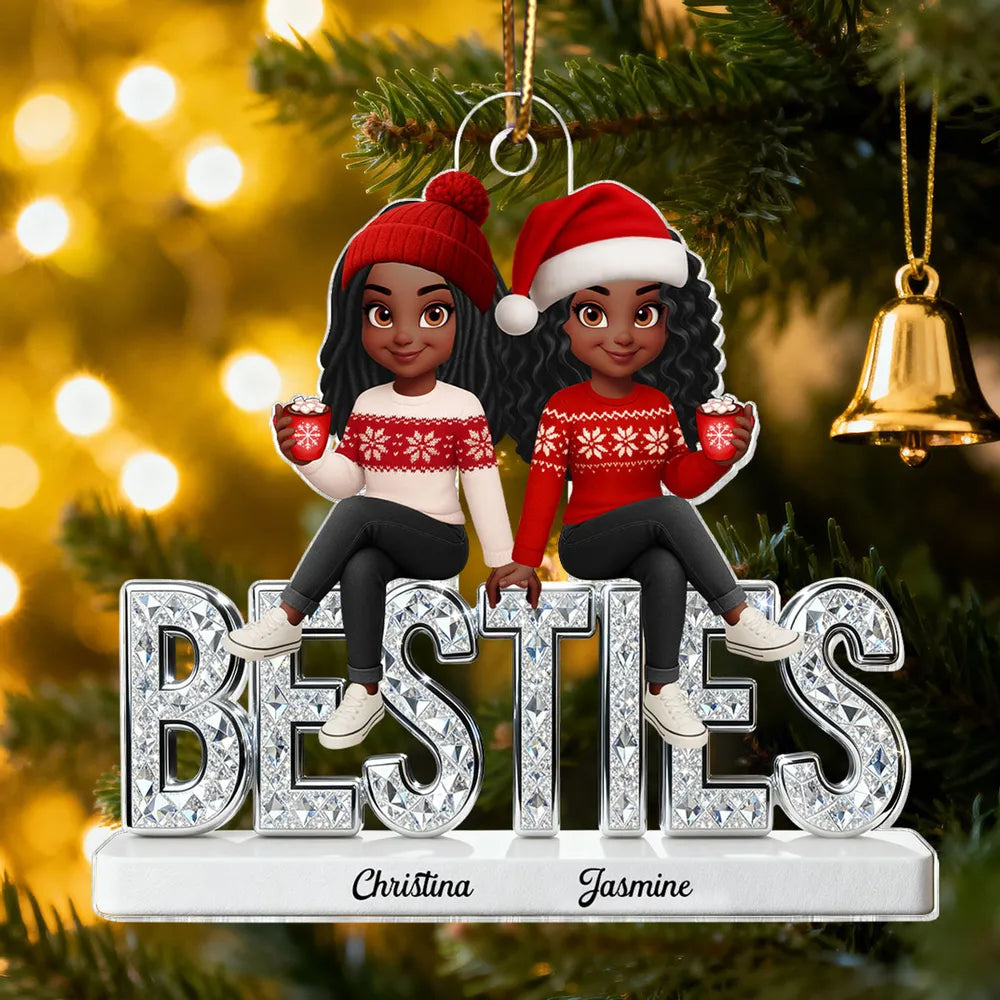 Personalized Acrylic Ornament for Best Friends with Cute Winter Characters, Festive Christmas Decor & Unique Gift