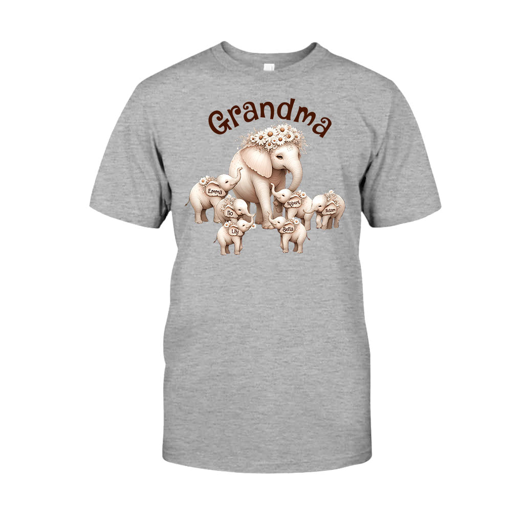Cute Elephant - Personalized Grandma T-shirt And Hoodie