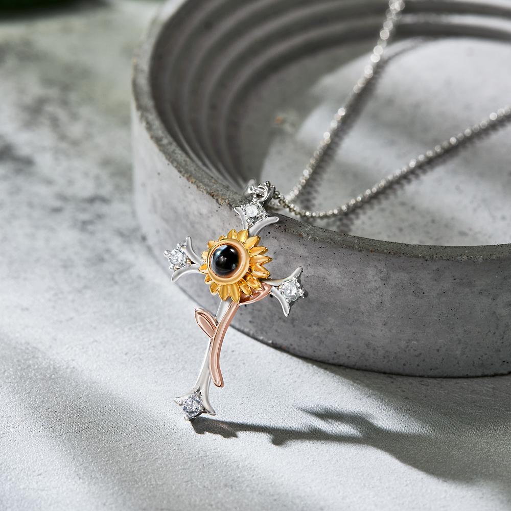 Sunflower - Personalized Cross Flower Photo Projection Necklace