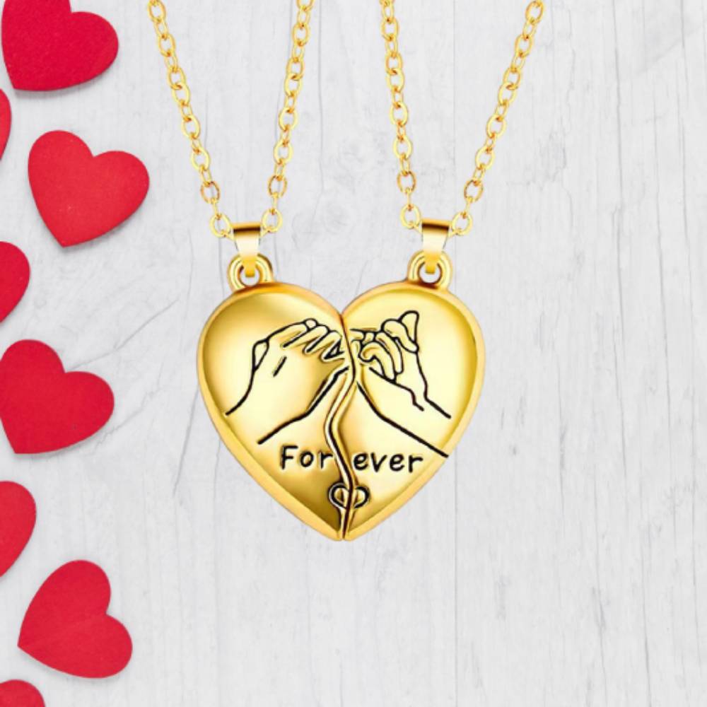 Magnetic Matching Hand In Hand - Couple Necklace
