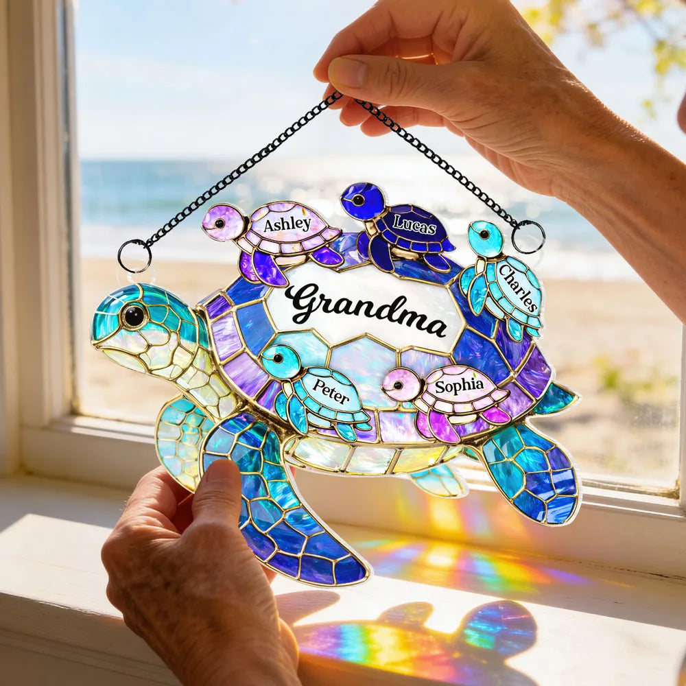 Acrylic Suncatcher Ornament for Grandma with Sea Turtle Family, Beachy Window Decor with Rainbow Shine, Thoughtful Personalized Gift