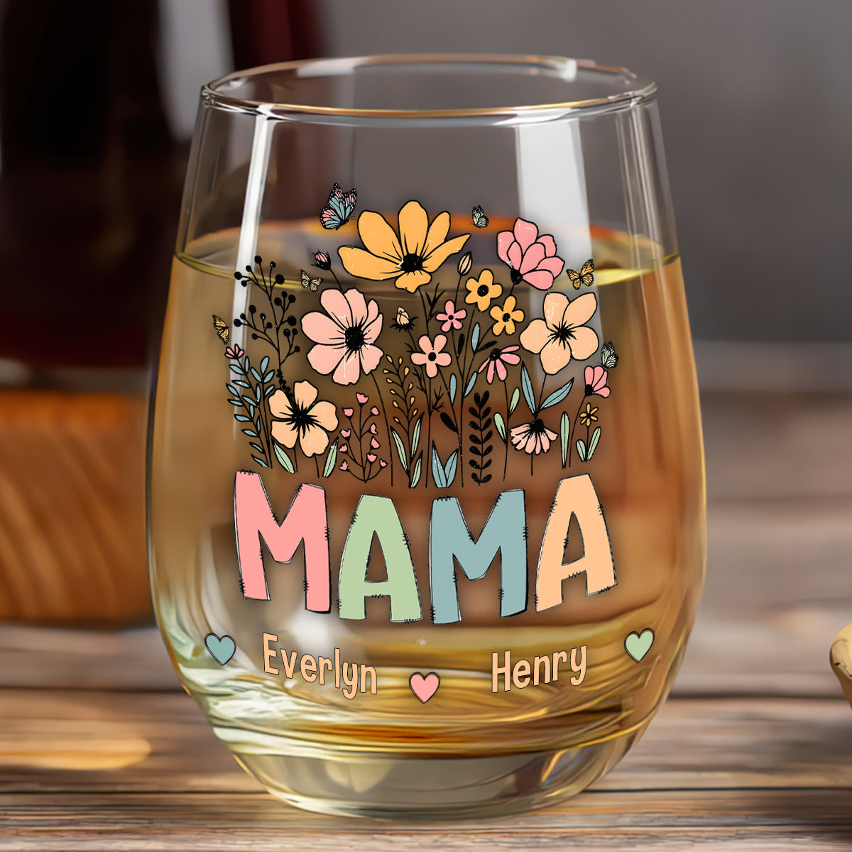 Personalized Wine Glass for Grandma with Colorful Flower Design, Customizable with Names of Grandchildren, Ideal Gift for Grandmothers on Special Occasions