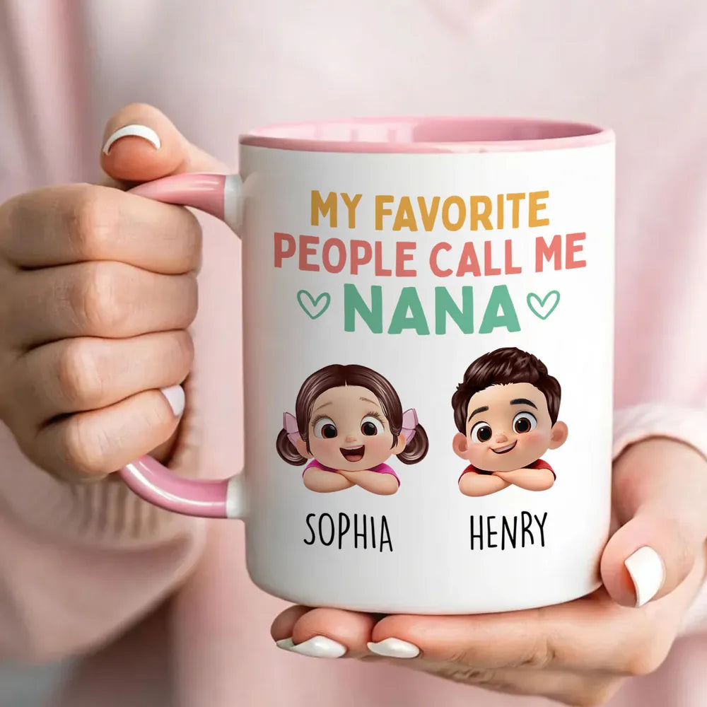 Personalized Grandma Ceramic Mug with Cute Grandkids Illustration, Sweet Daily Coffee Gift for Grandma