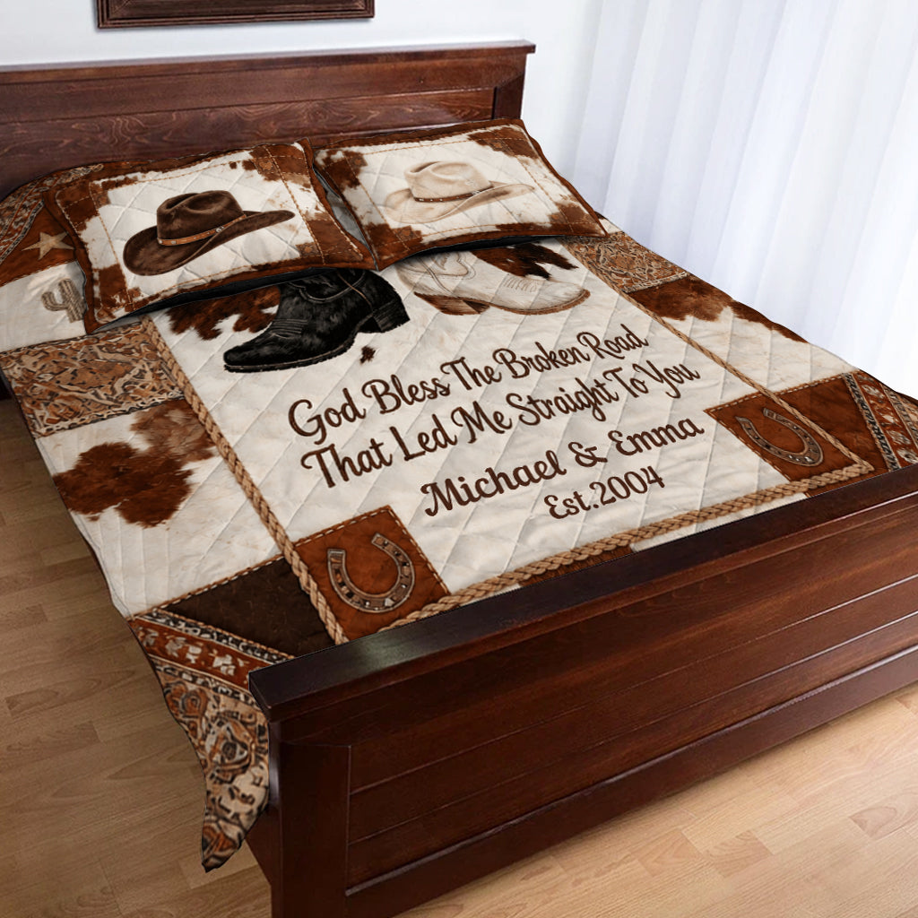 God Bless The Broken Road - Personalized Western Outfit Quilt Set