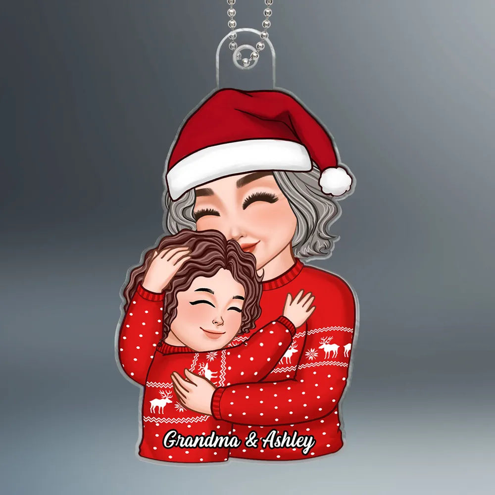 Christmas Acrylic Ornament – Grandma & Grandchild Hug Keepsake, Heartfelt Gift for Grandma