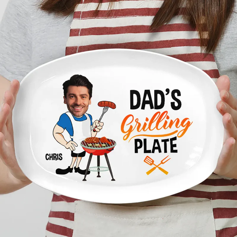 Personalized Grilling Plate for Grill Master Dad – Fun Cartoon BBQ Design, Unique Backyard Gift for Papa