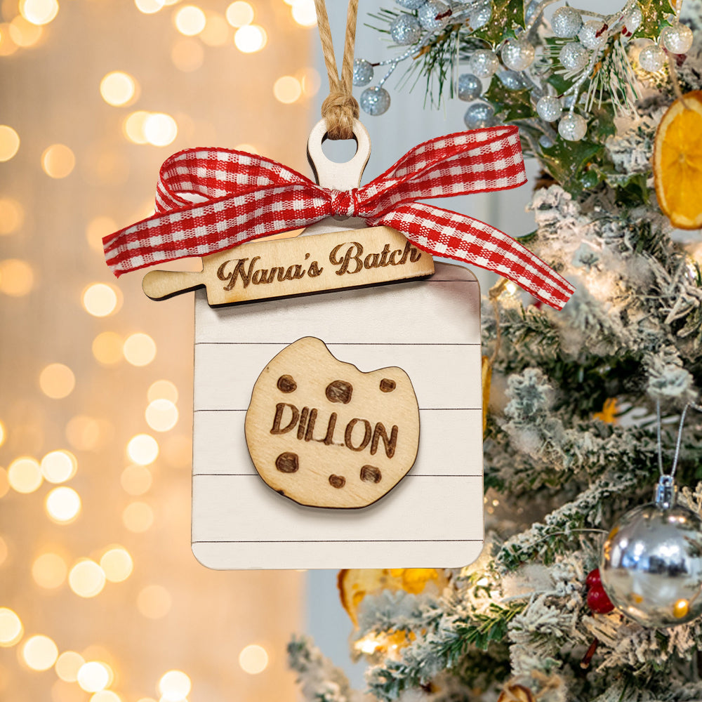 Grandma/Gigi/Nana's Batch - Personalized Grandma Family Gift Ornament