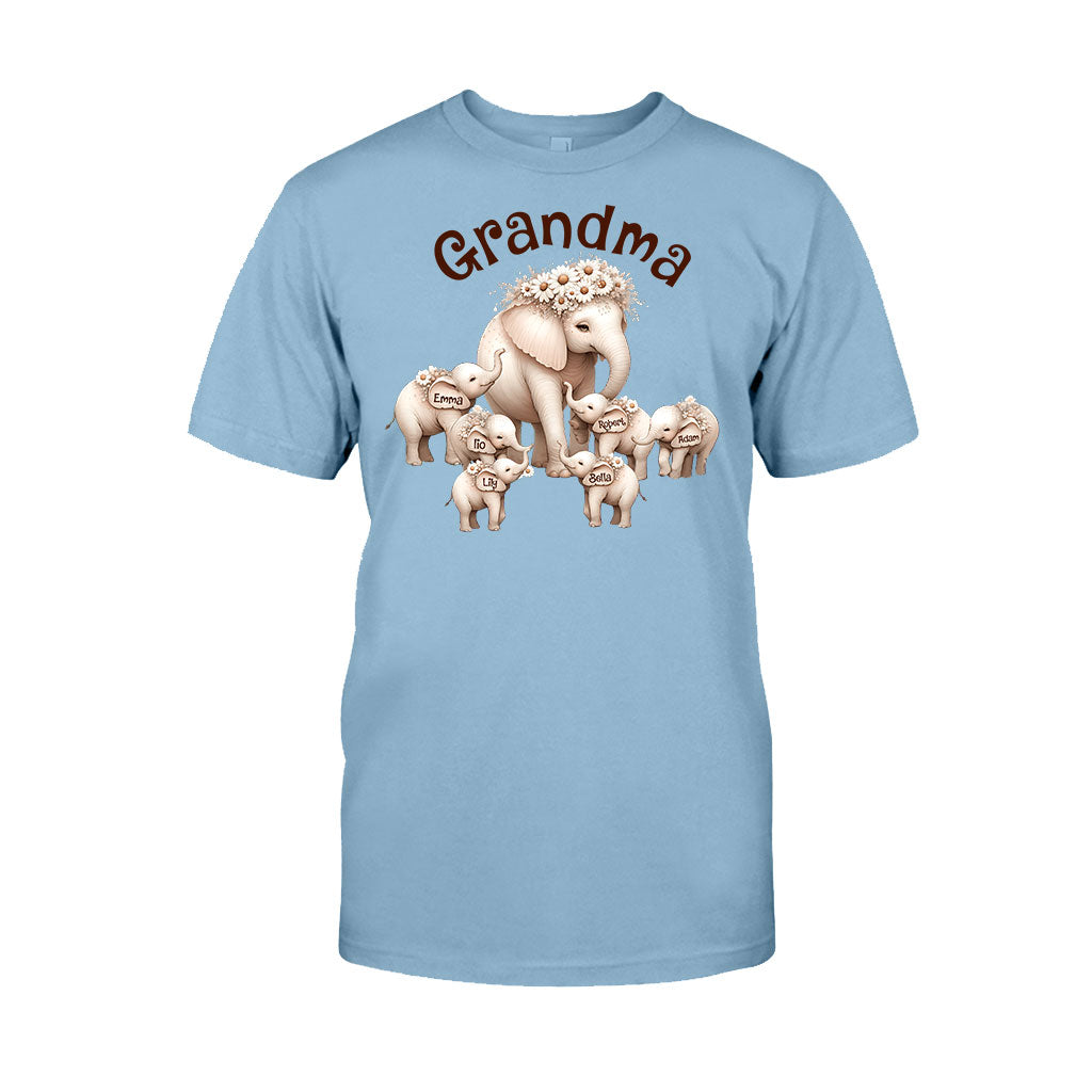 Cute Elephant - Personalized Grandma T-shirt And Hoodie