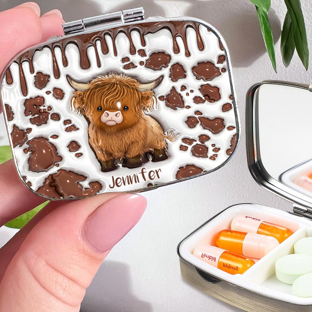 Just A Girl Who Loves Highland Cow - Personalized Highland Cow Pill Organizer Box